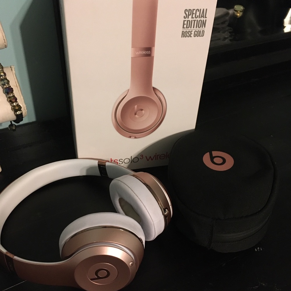 Beats Solo 3 Wireless Headphones